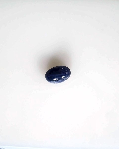 Saphir bleu roi de 10,00 ct, cabochon, Mogok, vendu en 2016